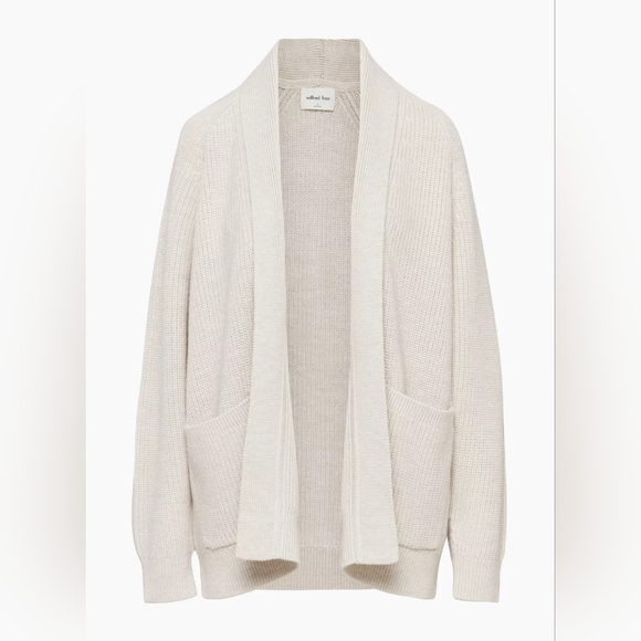 Aritzia Wilfred free travel cardigan - Picture 6 of 7